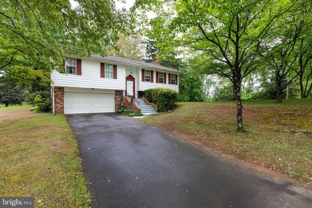 10535 BREVITY DR, Great Falls, VA 22066