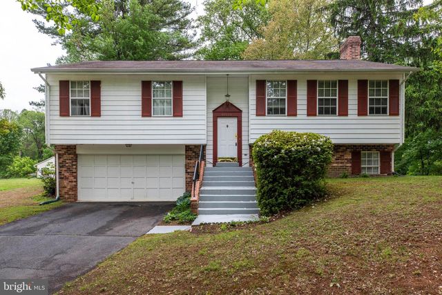 10535 BREVITY DR, Great Falls, VA 22066