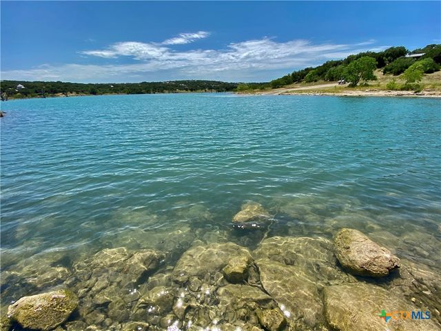 1516 Ensenada Drive, Canyon Lake, TX 78133
