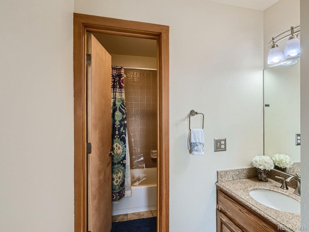 Image 15 of property listing at 94300 Ryan Gulch Road 94402, Silverthorne, CO 80498