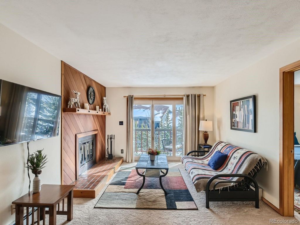 Image 4 of property listing at 94300 Ryan Gulch Road 94402, Silverthorne, CO 80498
