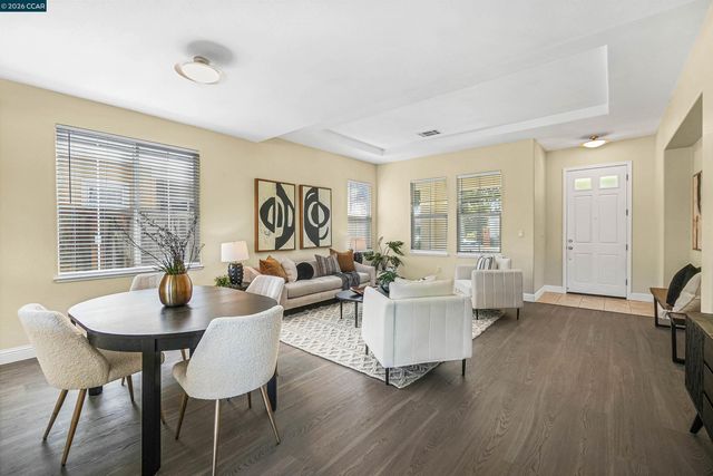 1012 Salt Spray Ter, Hercules, CA 94547