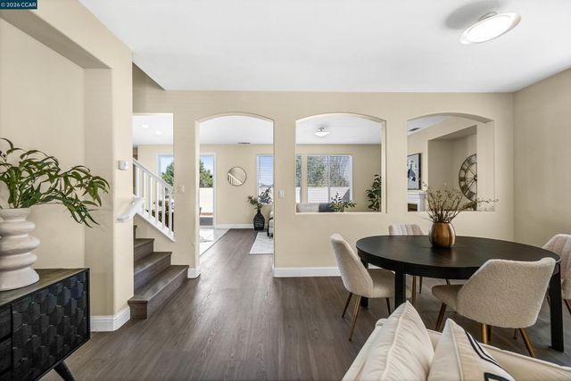 1012 Salt Spray Ter, Hercules, CA 94547