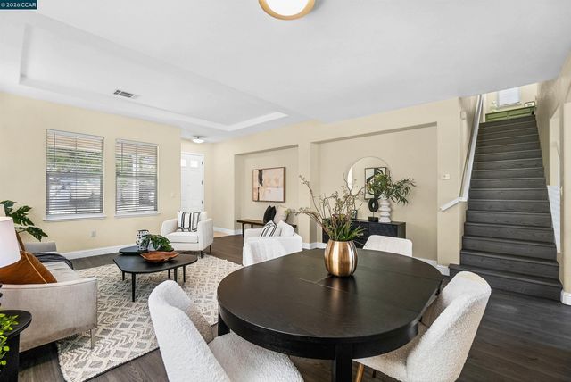 1012 Salt Spray Ter, Hercules, CA 94547