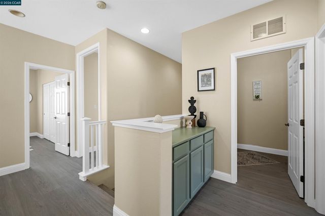 1012 Salt Spray Ter, Hercules, CA 94547