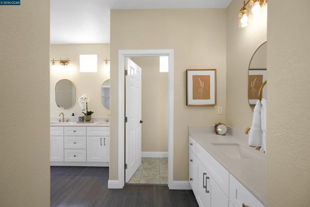 1012 Salt Spray Ter, Hercules, CA 94547