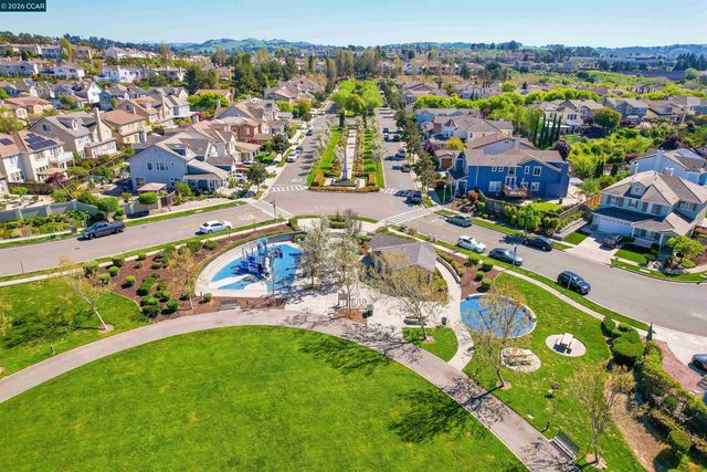 1012 Salt Spray Ter, Hercules, CA 94547