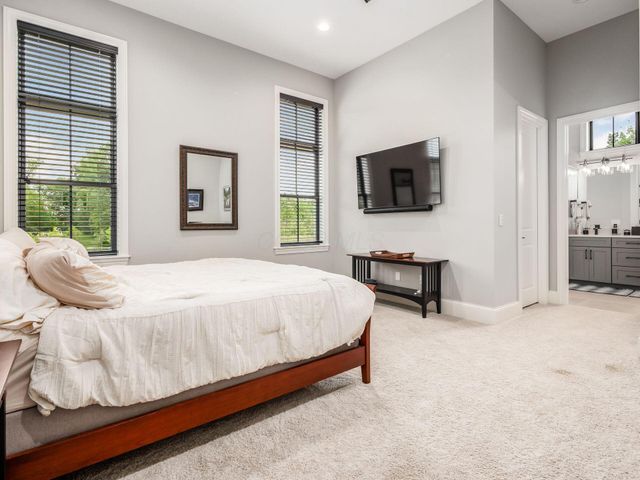 6743 Hamlet Court, Dublin, OH 43016