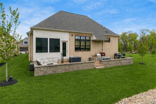 6743 Hamlet Court, Dublin, OH 43016