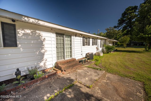 210 Hines Avenue, Elizabeth City, NC 27909