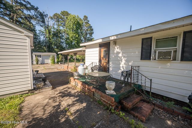 210 Hines Avenue, Elizabeth City, NC 27909
