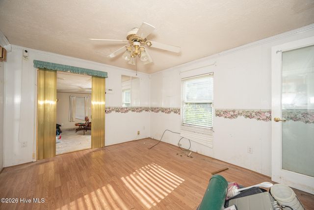 210 Hines Avenue, Elizabeth City, NC 27909