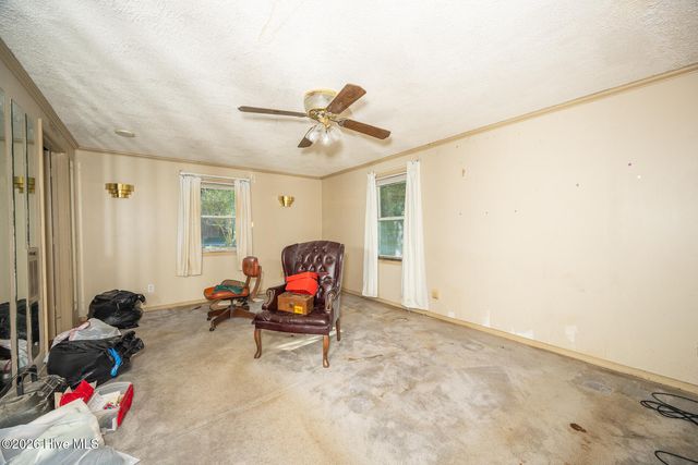 210 Hines Avenue, Elizabeth City, NC 27909