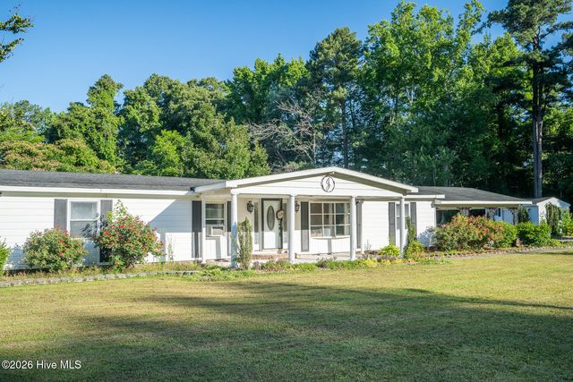 210 Hines Avenue, Elizabeth City, NC 27909