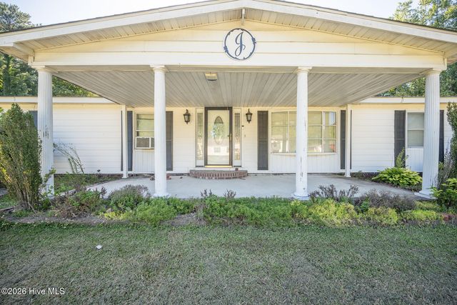 210 Hines Avenue, Elizabeth City, NC 27909