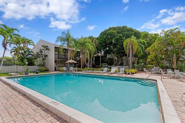 149 NW 70th 302b, Boca Raton, FL 33487