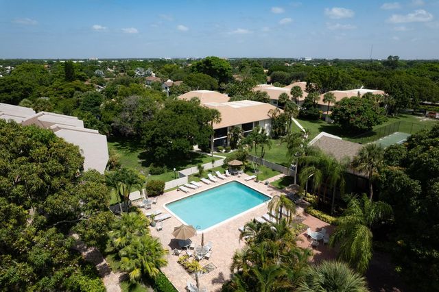 149 NW 70th 302b, Boca Raton, FL 33487