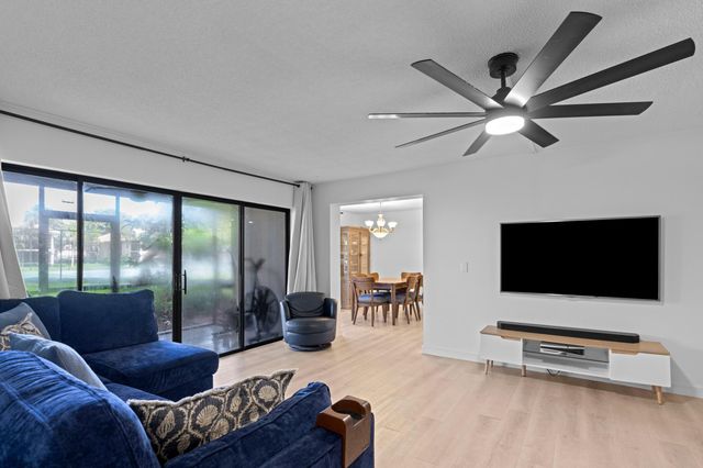 149 NW 70th 302b, Boca Raton, FL 33487