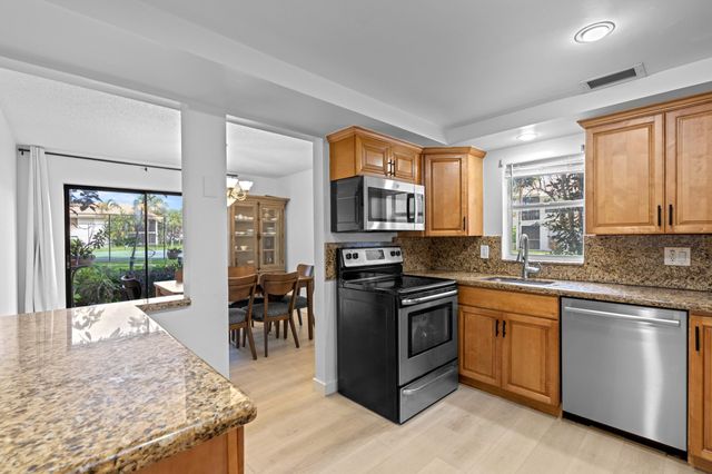 149 NW 70th 302b, Boca Raton, FL 33487