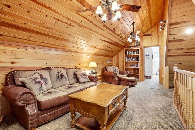 452316 E 953 Road, Vian, OK 74962