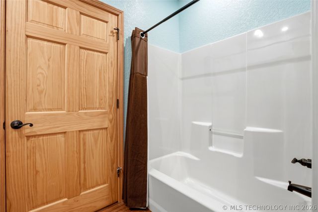452316 E 953 Road, Vian, OK 74962