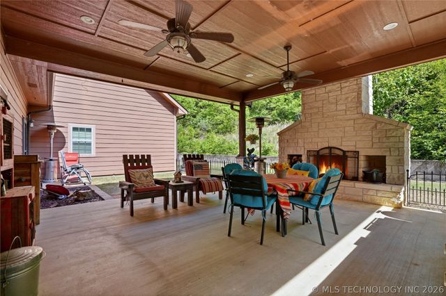 452316 E 953 Road, Vian, OK 74962