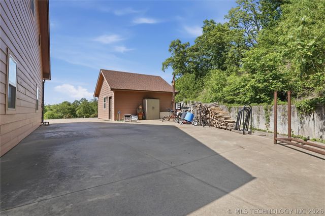 452316 E 953 Road, Vian, OK 74962
