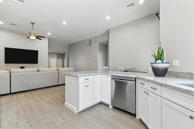 8785 E GREENVIEW Drive, Gold Canyon, AZ 85118