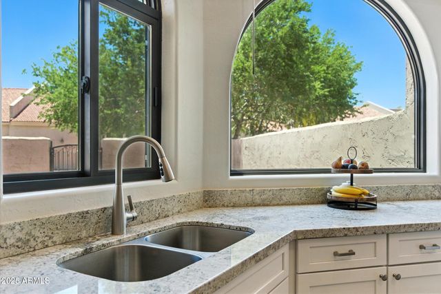 8785 E GREENVIEW Drive, Gold Canyon, AZ 85118