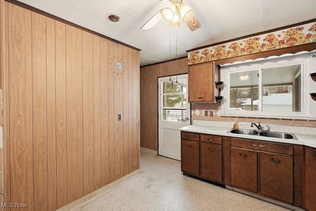 1405 Northmoreland Boulevard, Cuyahoga Falls, OH 44221