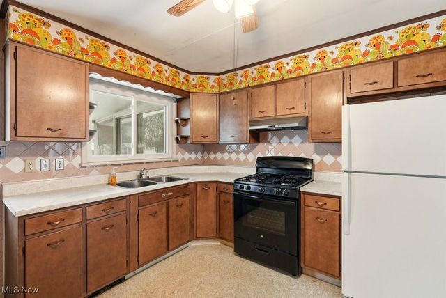 1405 Northmoreland Boulevard, Cuyahoga Falls, OH 44221