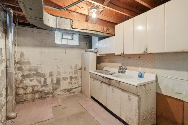 1405 Northmoreland Boulevard, Cuyahoga Falls, OH 44221