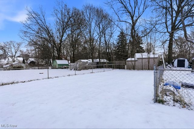 1405 Northmoreland Boulevard, Cuyahoga Falls, OH 44221