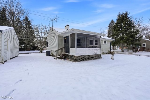 1405 Northmoreland Boulevard, Cuyahoga Falls, OH 44221