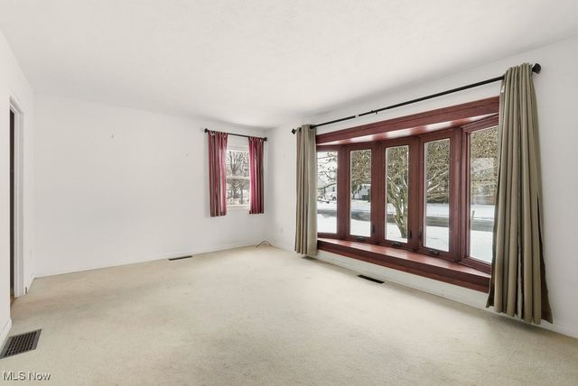 1405 Northmoreland Boulevard, Cuyahoga Falls, OH 44221