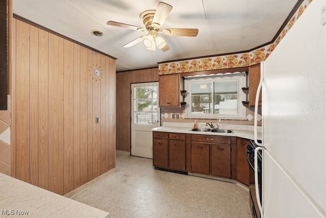 1405 Northmoreland Boulevard, Cuyahoga Falls, OH 44221