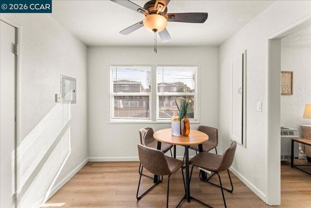 4137 West St, Oakland, CA 94608