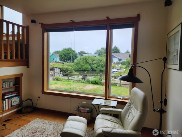 337 S Butter Clam Street SW, Ocean Shores, WA 98569