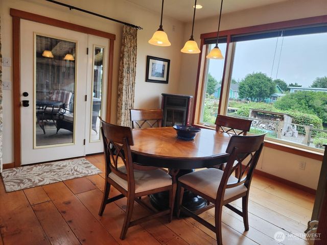 337 S Butter Clam Street SW, Ocean Shores, WA 98569