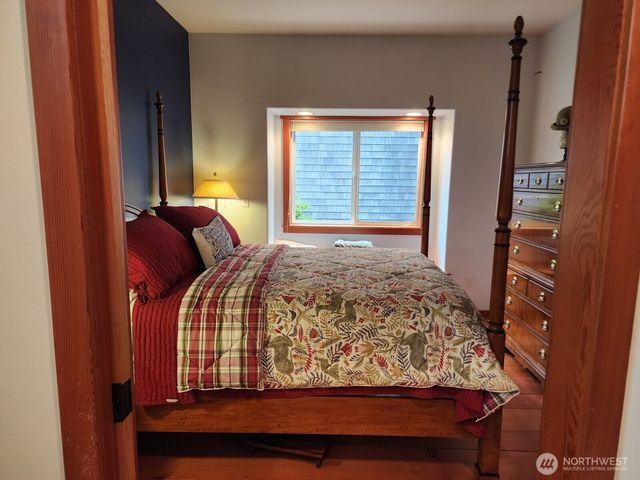 337 S Butter Clam Street SW, Ocean Shores, WA 98569