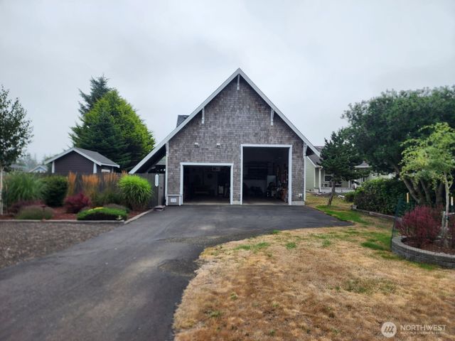 337 S Butter Clam Street SW, Ocean Shores, WA 98569