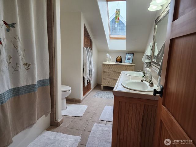 337 S Butter Clam Street SW, Ocean Shores, WA 98569