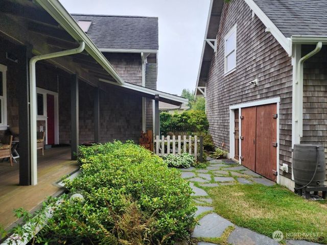 337 S Butter Clam Street SW, Ocean Shores, WA 98569