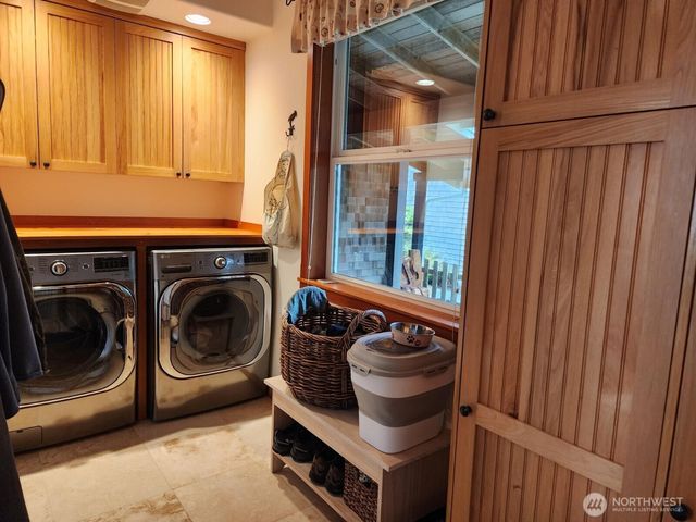 337 S Butter Clam Street SW, Ocean Shores, WA 98569