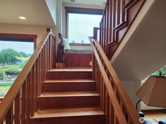 337 S Butter Clam Street SW, Ocean Shores, WA 98569