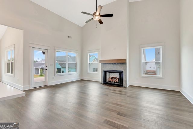115 Redhaven Drive, Senoia, GA 30276