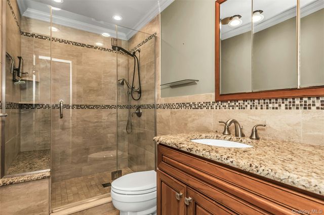 47 Max Court, Islandia, NY 11749