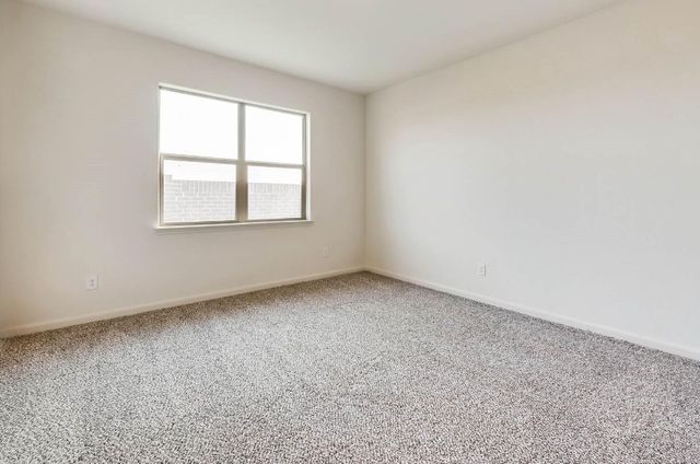 2102 Pondera Street, Ponder, TX 76259