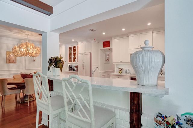 2749 NE 35th Drive, Fort Lauderdale, FL 33308