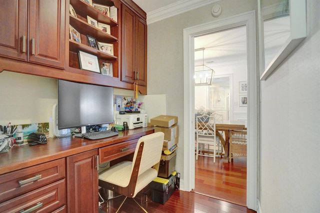 2749 NE 35th Drive, Fort Lauderdale, FL 33308